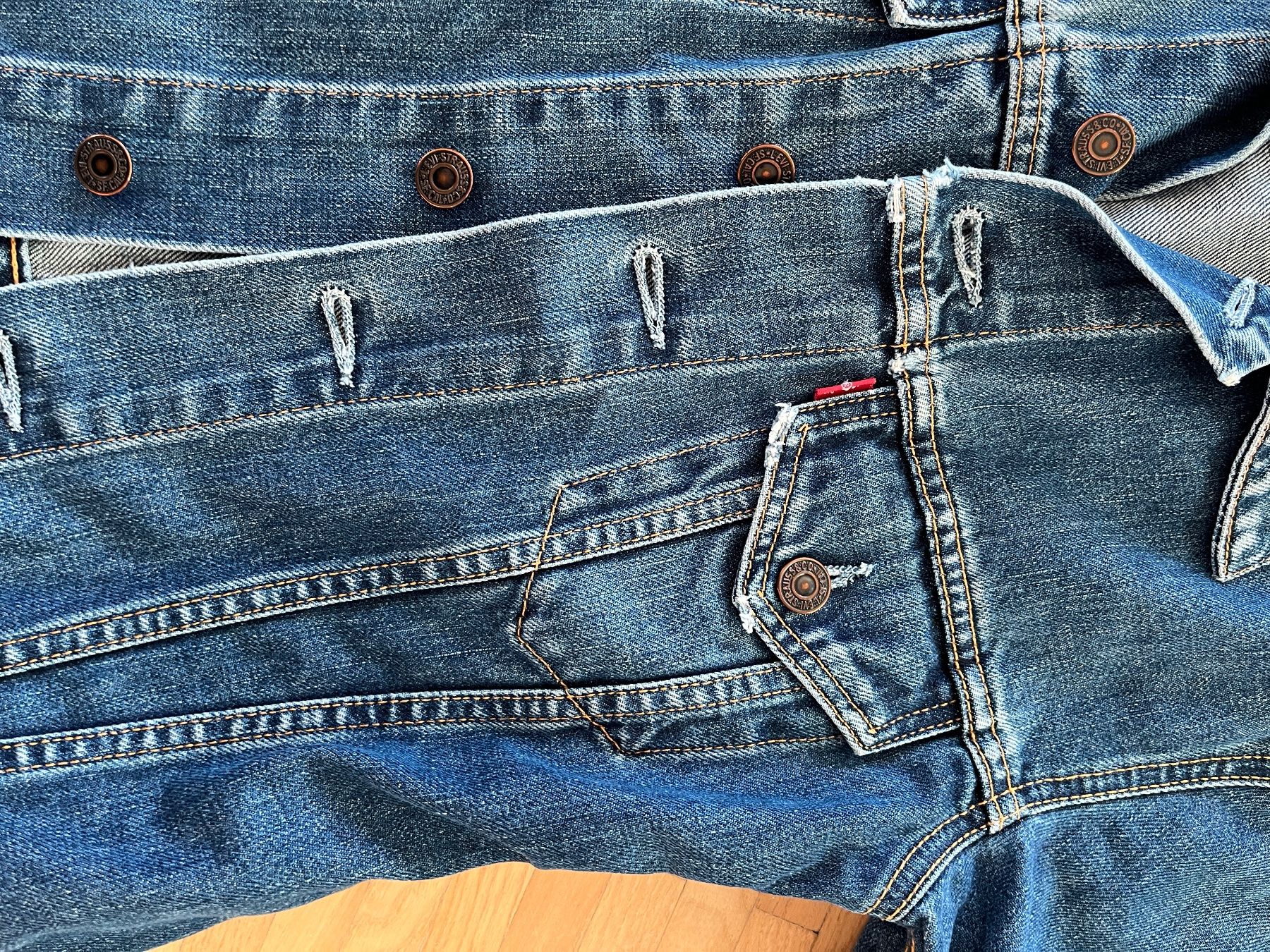 Levi's Vestes: Levis Jeansjacke‼️ein Artikel gratis dazu – D'occasion à St. Gallen par elli18 3