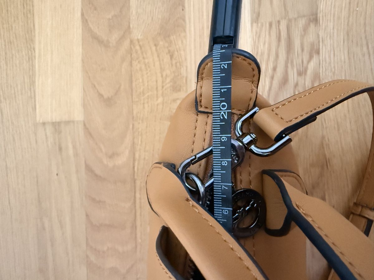 Longchamp Altro in  Abbigliamento & Accessori: Sac à main Longchamp couleur camel  – Usato da Sugiez venduto da Mlle_Bakets 5