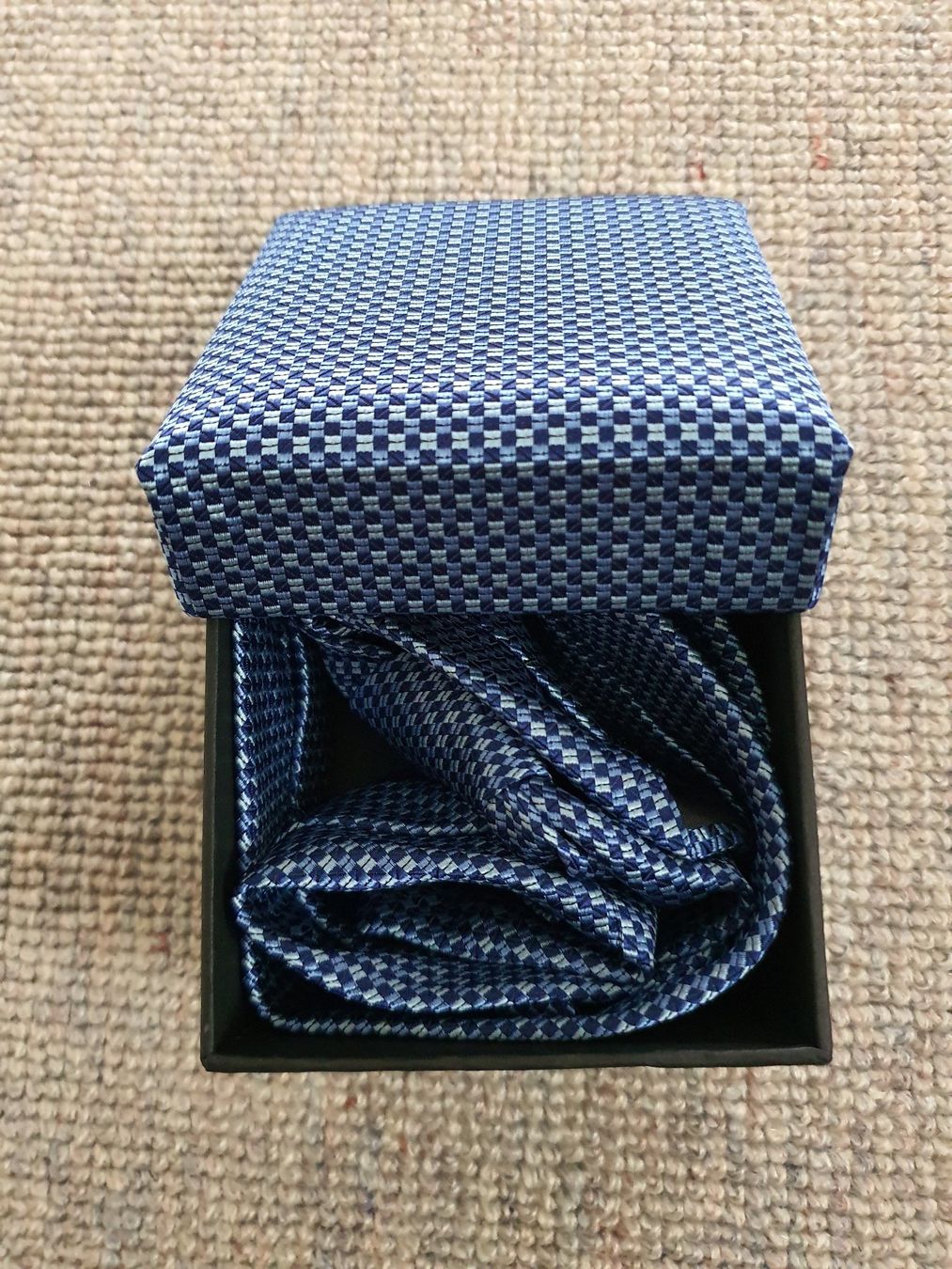 Lotti & Set di vestiti: Blazer, Hemd (Gr. 152) und Krawatte – Usato da Schaan venduto da nekuwi 4