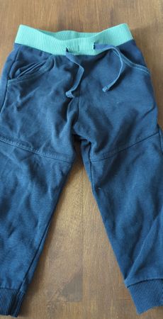 Coole Kinder Jogginghose, Grösse 86, Dunkelblau, Top Zustand