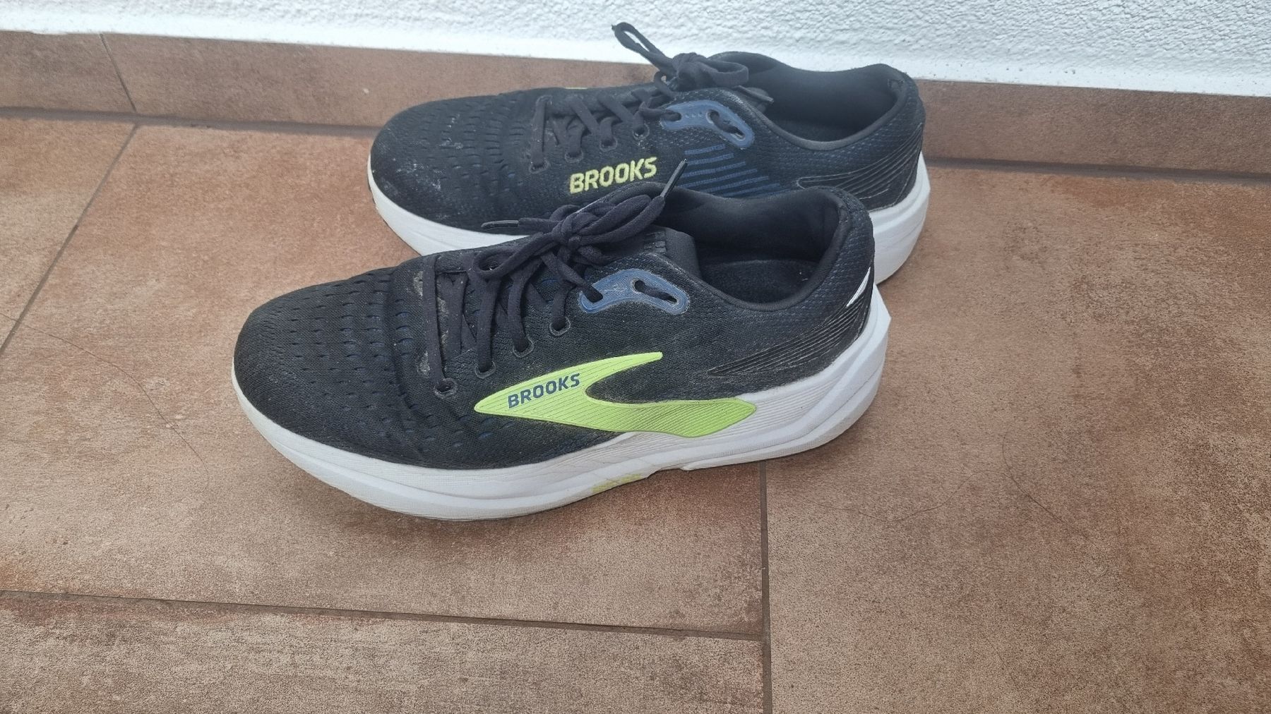 Herrenschuhe: Brooks Ghost max – Gebraucht aus Sâles (Gruyère) von Rapha1111
