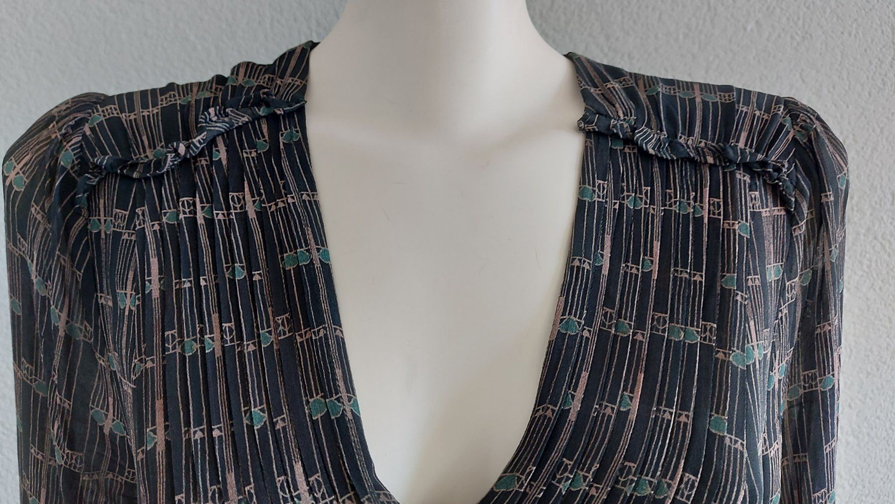 Nile Vestiti: Nile Kleid gr,S – Nuovo (secondo la descrizione) da langenthal venduto da rundholz7 1