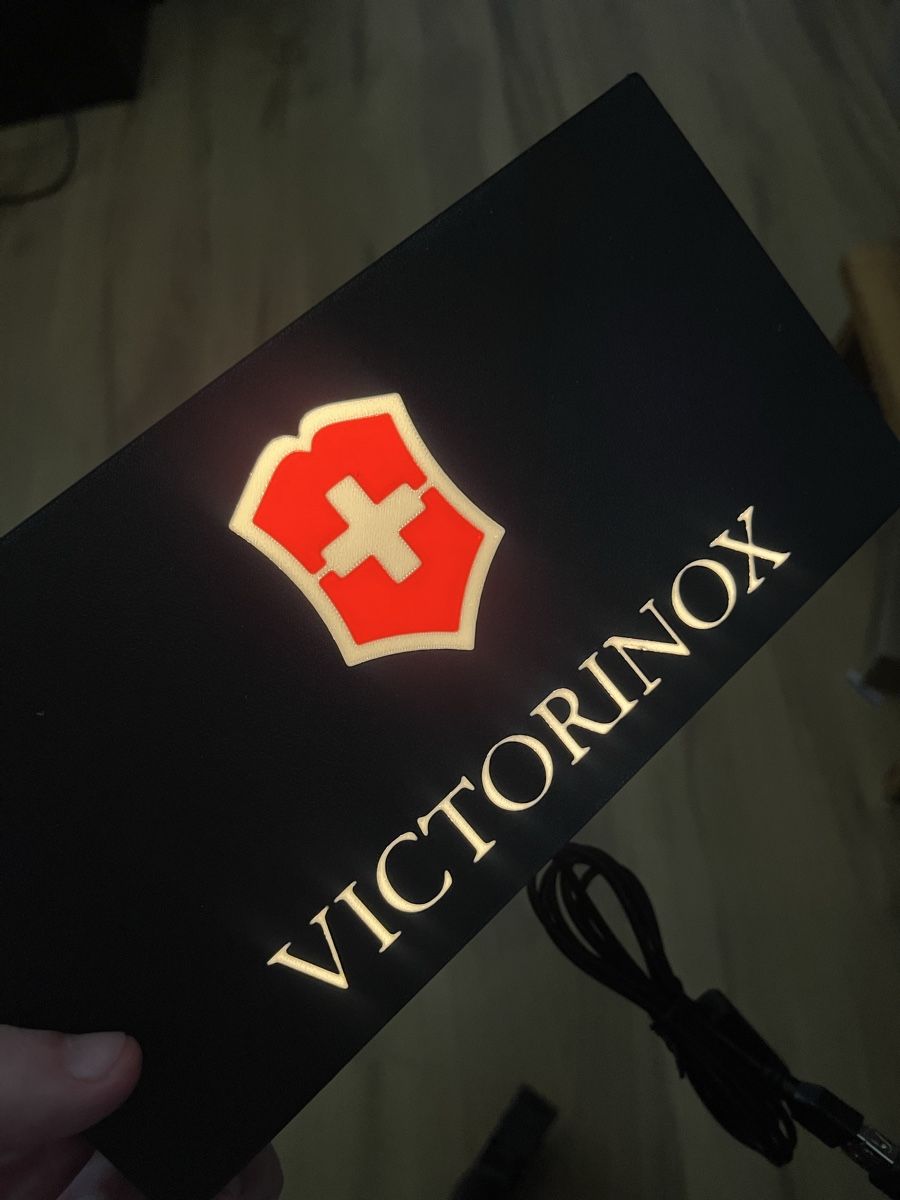Lampade: Lampe lightbox led Victorinox 3 – Nuovo (secondo la descrizione) da Noville venduto da Berlusconi55