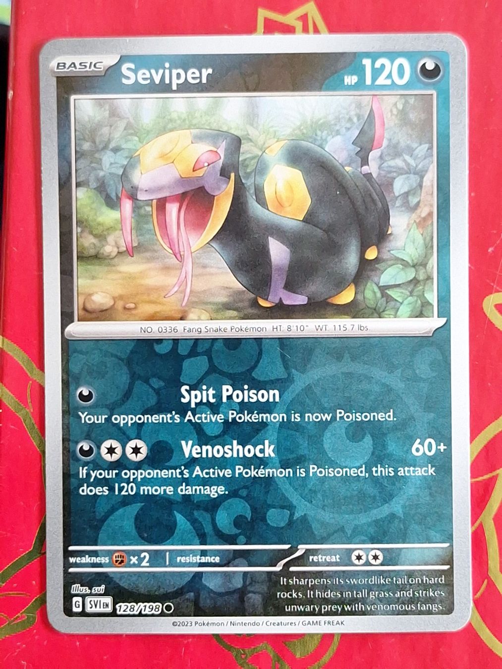 Pokémon Carte collezionabili: Seviper - Pokemon Reverse Holo Scarlet Violet – Usato da Altstätten SG venduto da GGsGameshop