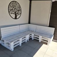 Paletten-Lounge ohne Kissen