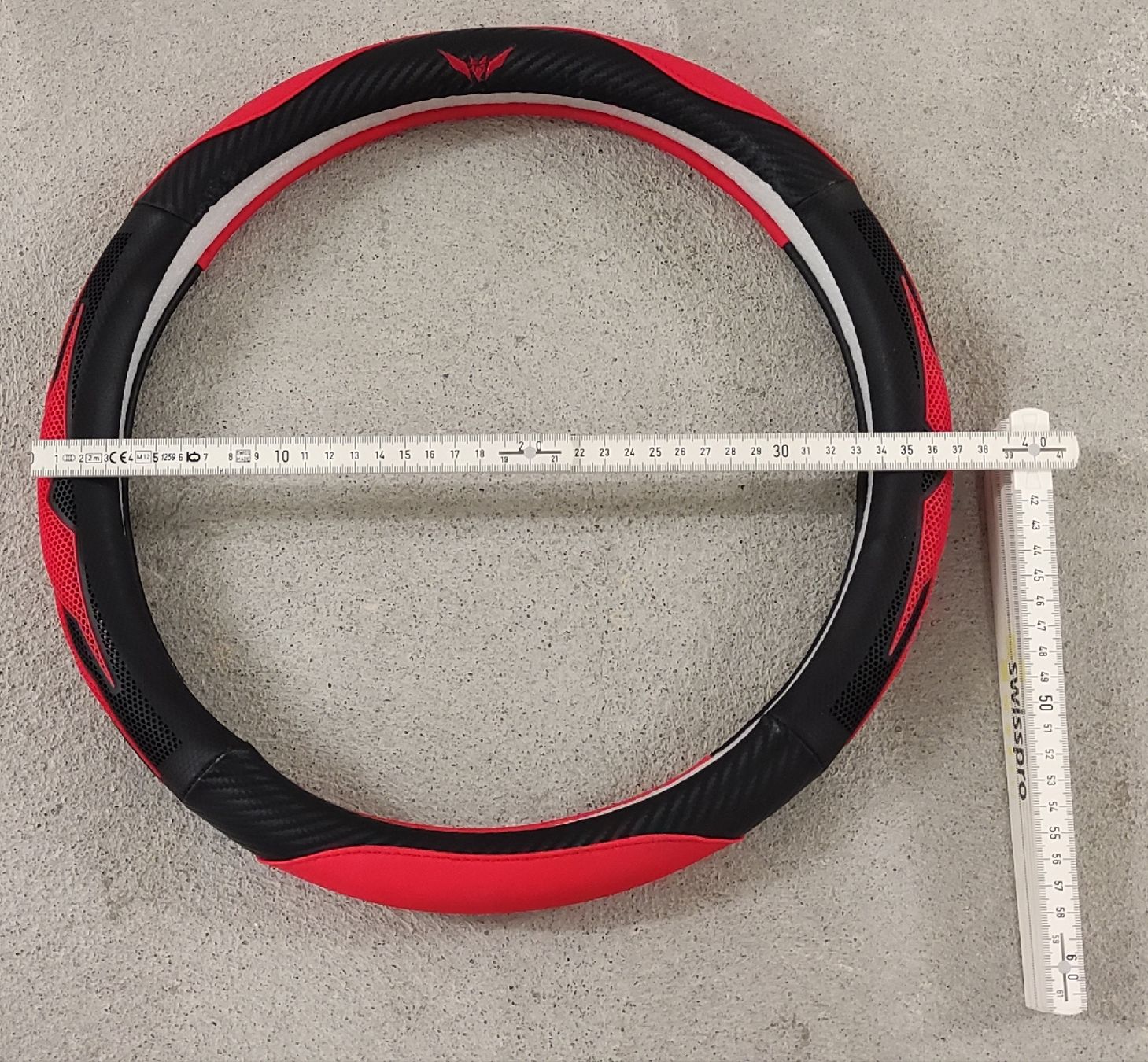 Accessori per altri veicoli: Universal Lenkrad Bezug – Nuovo (secondo la descrizione) da Bülach venduto da Twofeathers 1