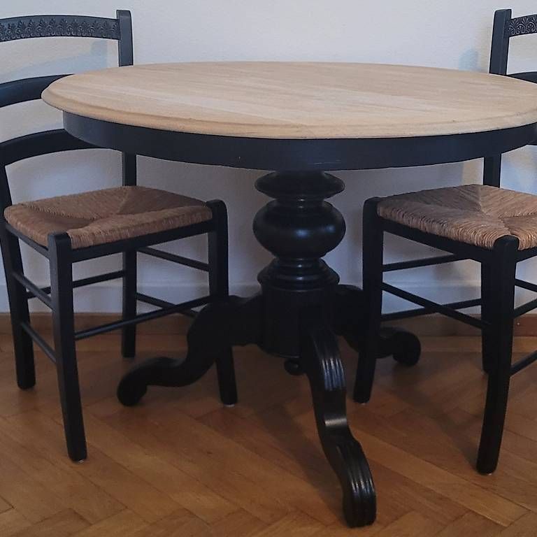 Set di tavolo e panche: Set Tisch rund mit 2 Stühlen – Usato da Biberist venduto da FarbAder 1