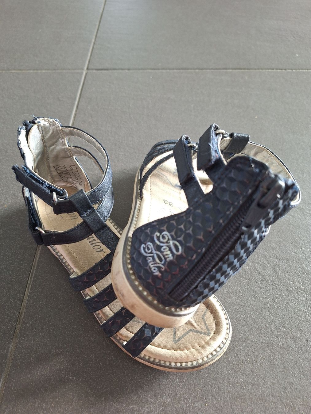 Tom Tailor Scarpe per ragazze: Sandale Tom Tailor Gr. 33 – Usato da Brittnau venduto da Norge77 1