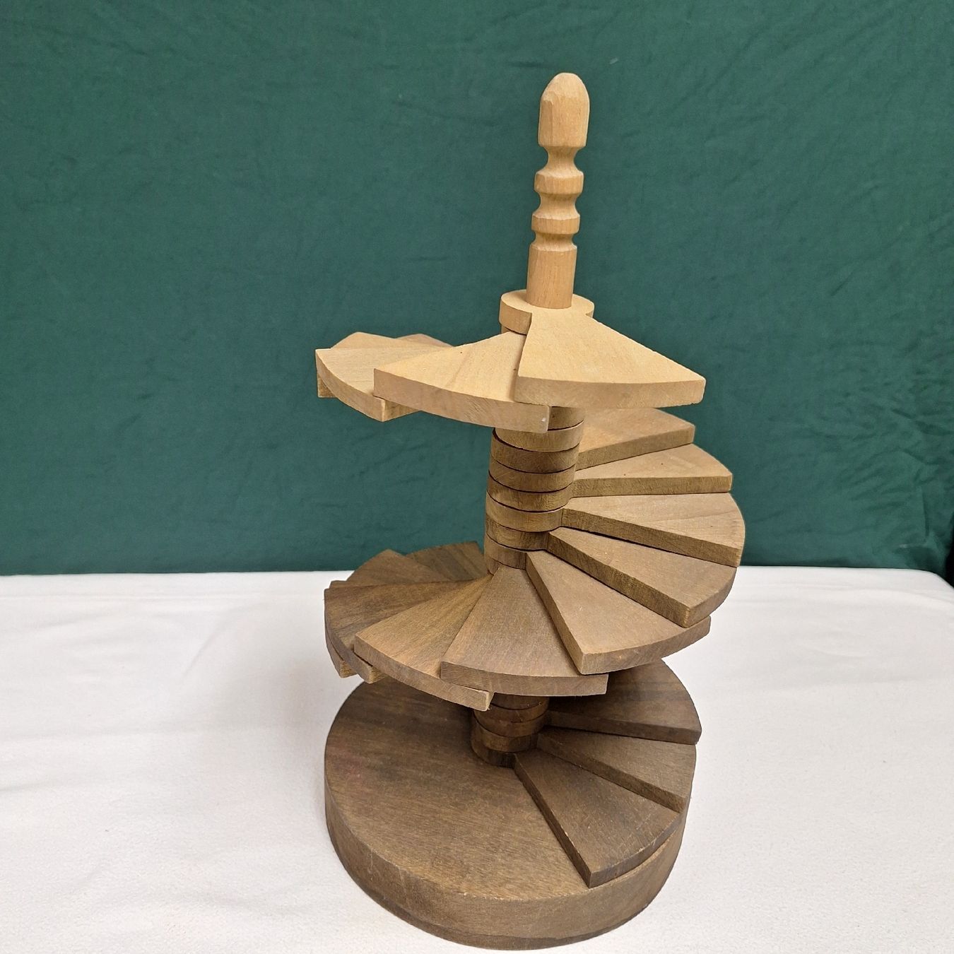 Tutte le decorazioni: Holz Treppe Modell, auch als schöne Deko – Usato da Winterthur venduto da Goldpipau 3