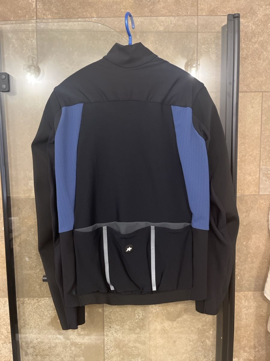 Assos Giacche: Assos Winterjacke Habu  – Usato da Rain venduto da swmxman 1