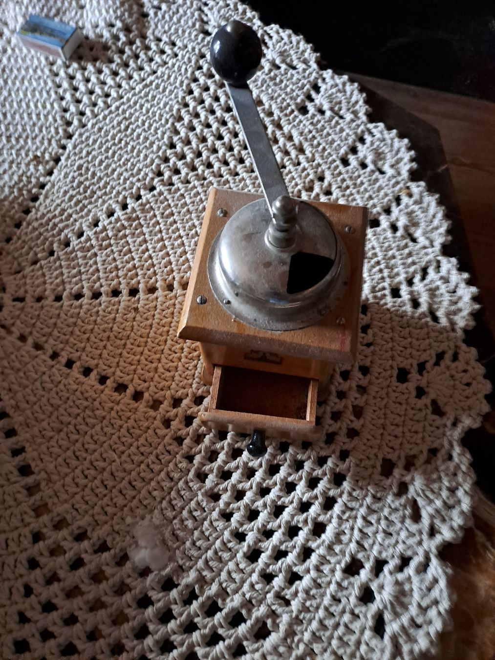 Elettrodomestici da cucina: kaffeemühle holz alt – Usato da Ardez venduto da hui_kkb6 1