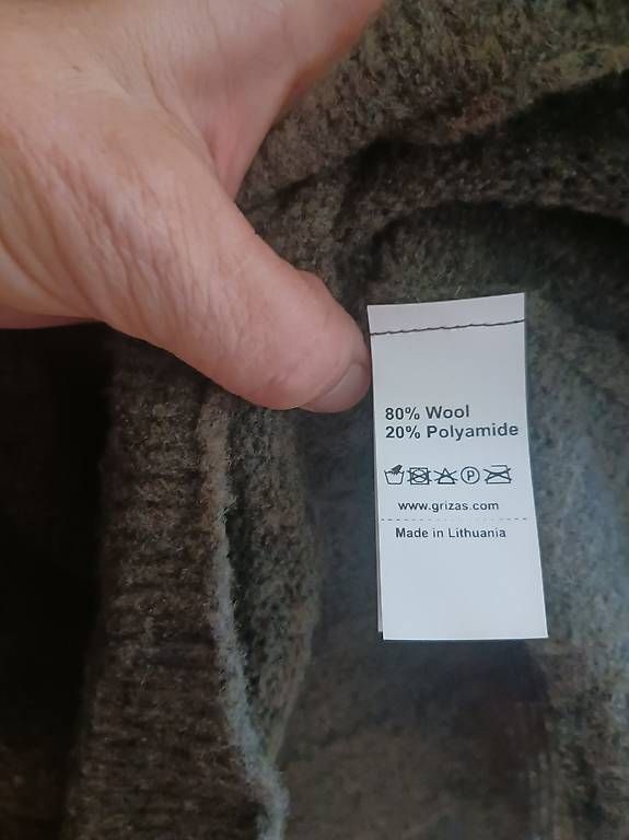 Grizas Giacche: Originelle Strickjacke  L von Grizaa – Usato da Riedholz venduto da bri_fr7s 2