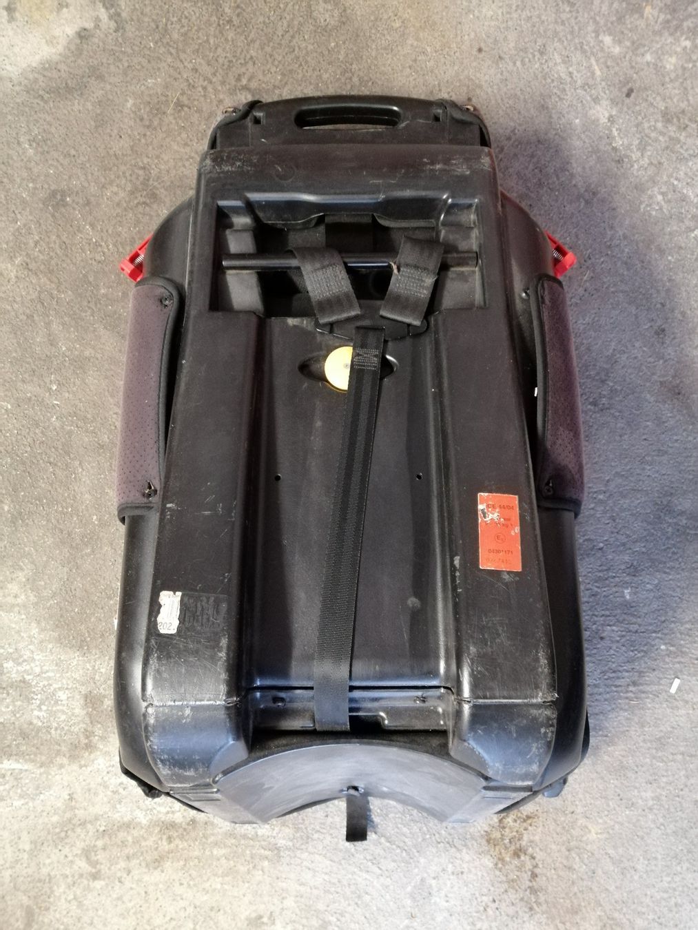 Recaro Auto-Kindersitze: Auto Kindersitz, Marke Recaro – Gebraucht aus Visp von rockmobile 2