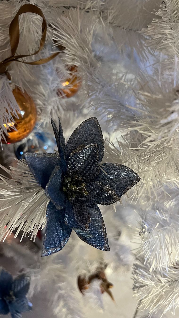 Tutte le decorazioni: Weihnachtsbaum weiss mit Dekoration, NEU – Nuovo (secondo la descrizione) da Schübelbach venduto da Dolly990_2 5