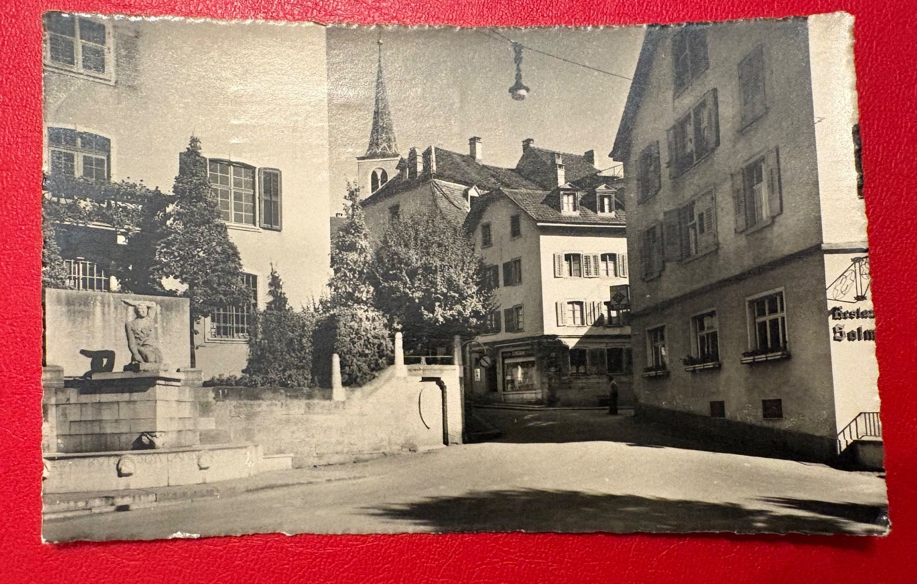 Cartoline postali: 1949 // Liestal / Partie mit Wehrmannsdenkmal – Usato da St-Légier-Chiésaz venduto da Theo006