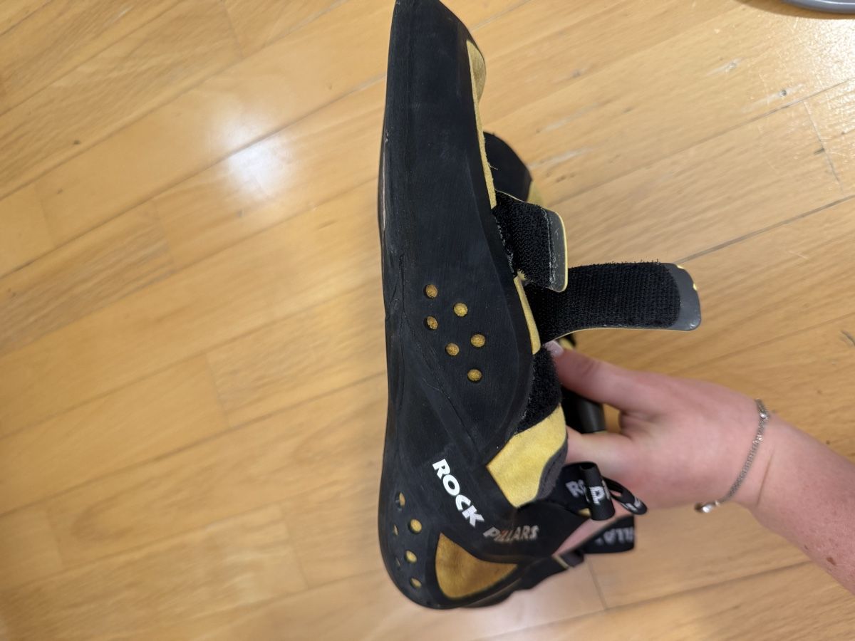 Scarpe da uomo: Kletterschuhe rock pillars große 43  – Usato da Bassersdorf venduto da vit_z9lt 2
