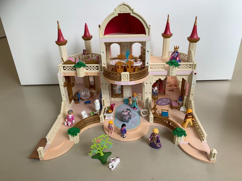 Grosses Playmobil Schloss mit Zubehör | Kaufen auf Ricardo