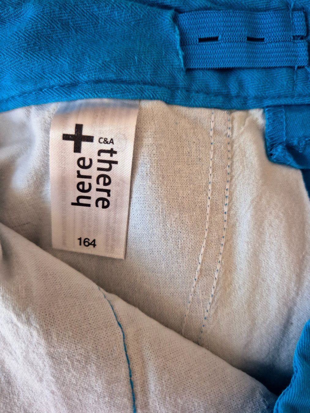 C&A Pantaloni: Shorts Gr. 164 – Usato da Volketswil venduto da Dokinka 4