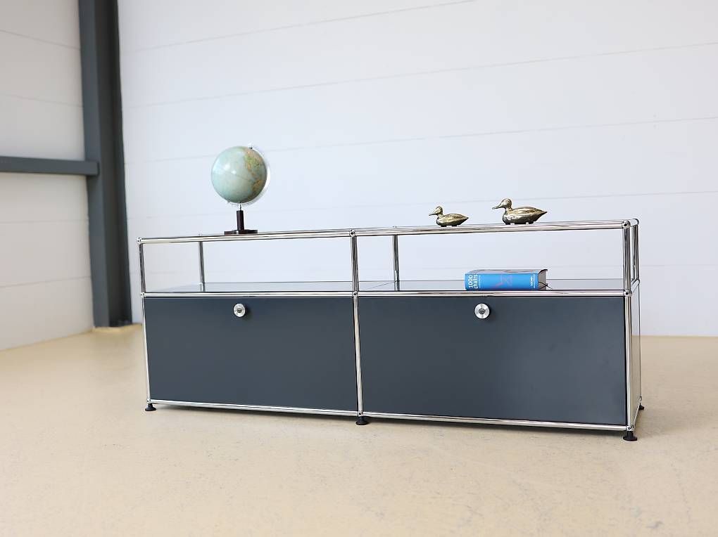 USM Mobili TV: USM Haller Lowboard in Anthrazitgrau 2x2, neuwertig – Usato da Meinisberg venduto da atelier_TILIJA 6