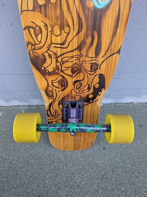 Skateboards: Longboard Loaded Bhangra V1  – Usato da Luzern venduto da Laranjet 2