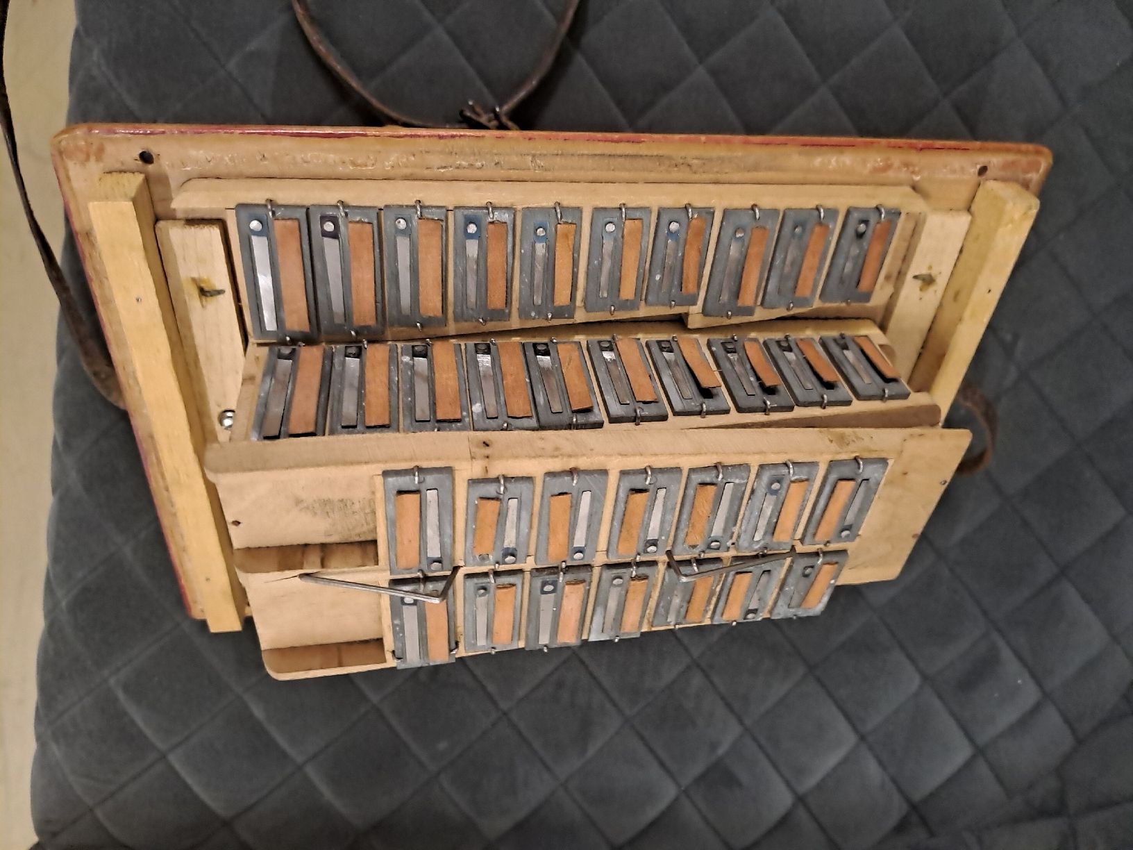 Eichhorn Strumenti musicali: Eichhorn orgeli – Usato da Villeneuve venduto da BibiVintage 9
