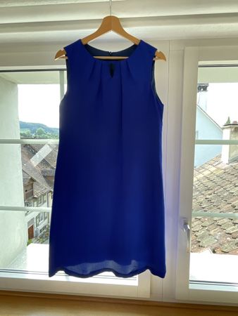 Reines Seidenkleid, Grösse 36, massgeschneidert in Hoi An 