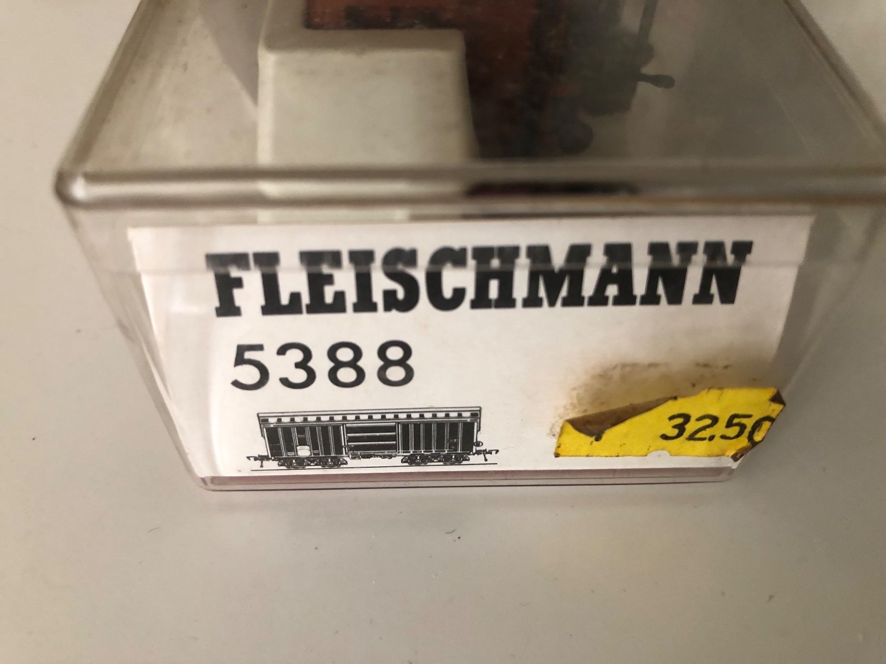 Fleischmann Modellini di ferrovie: Fleischmann 5388 NEU – Nuovo e nell'imballaggio originale da Ostermundigen venduto da Garmin03 2