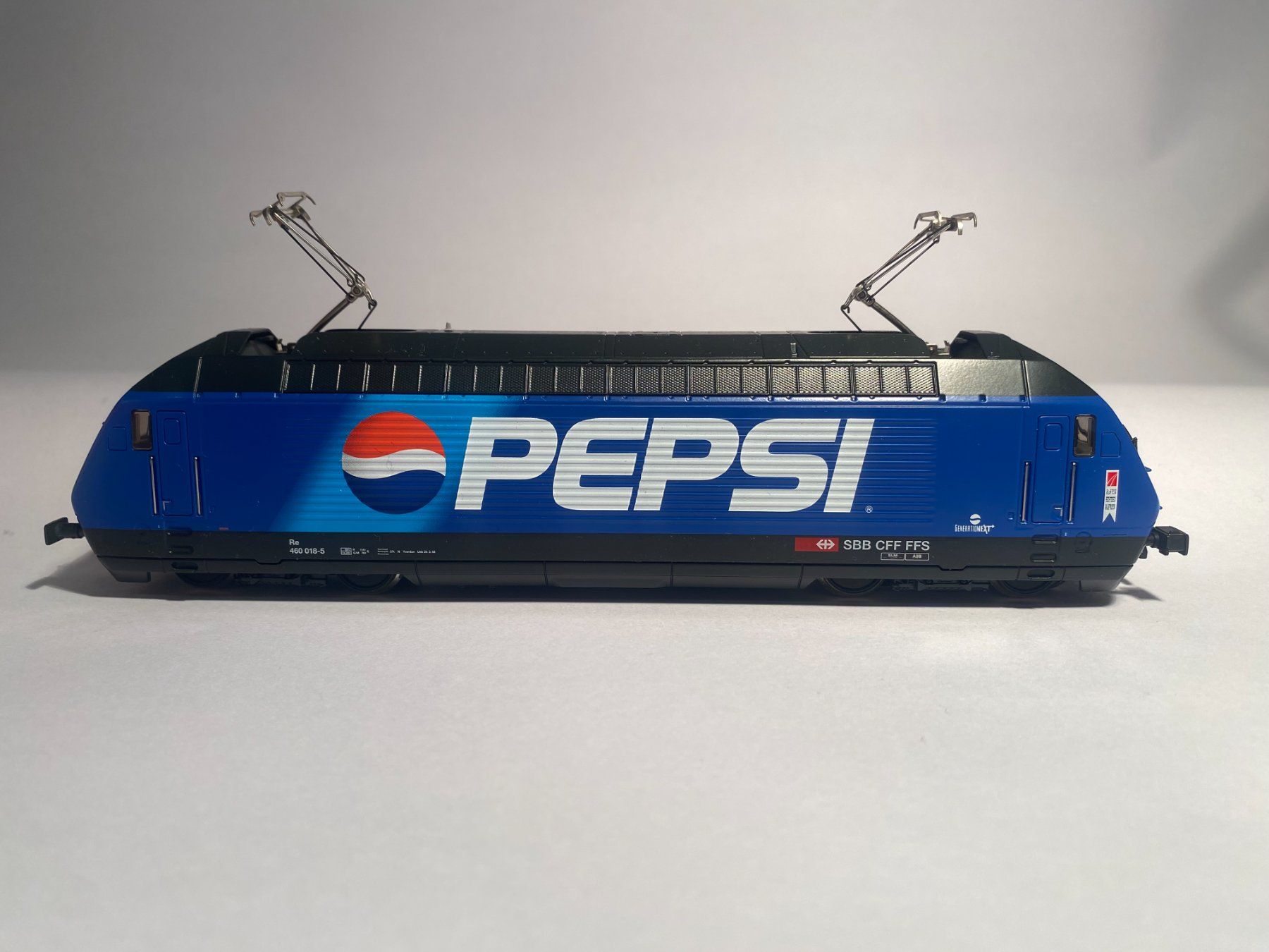 Hag Modelleisenbahnen: HAG E-Lok SBB RE460 PEPSI, AC Analog – Gebraucht aus Buchrain von Modellbahn11 1
