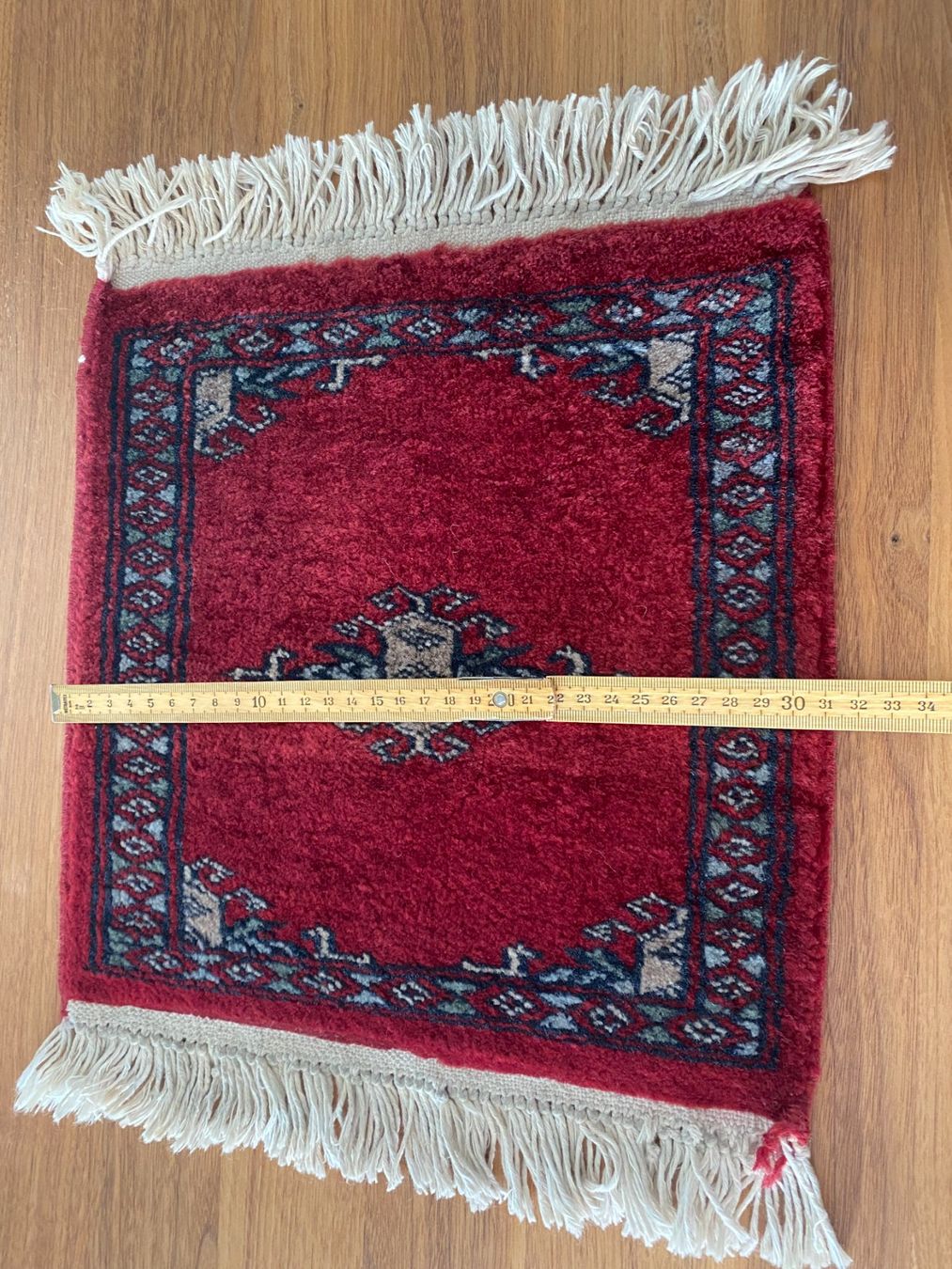 Tappeti: Roter Vintage Teppich mit Fransen – Usato da Gerolfingen venduto da Regenbogen88 3