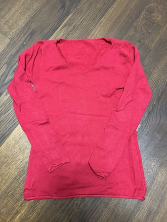 Feines Rot Longsleeve Gr. M — Frühling/Sommer-Kollektion ☀️