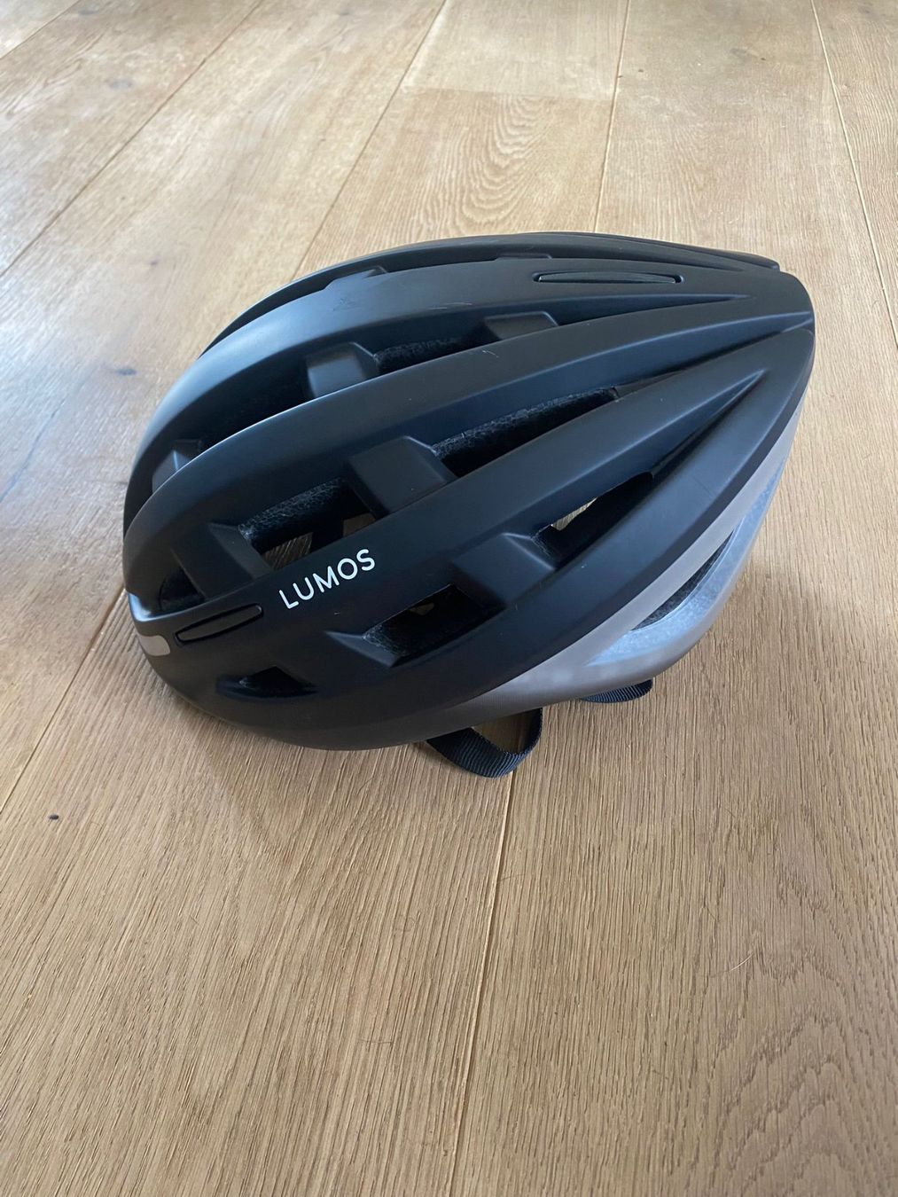 Caschi: Lumos Fahrradhelm mit Licht – Usato da Wangen an der Aare venduto da pat_2p5v 5