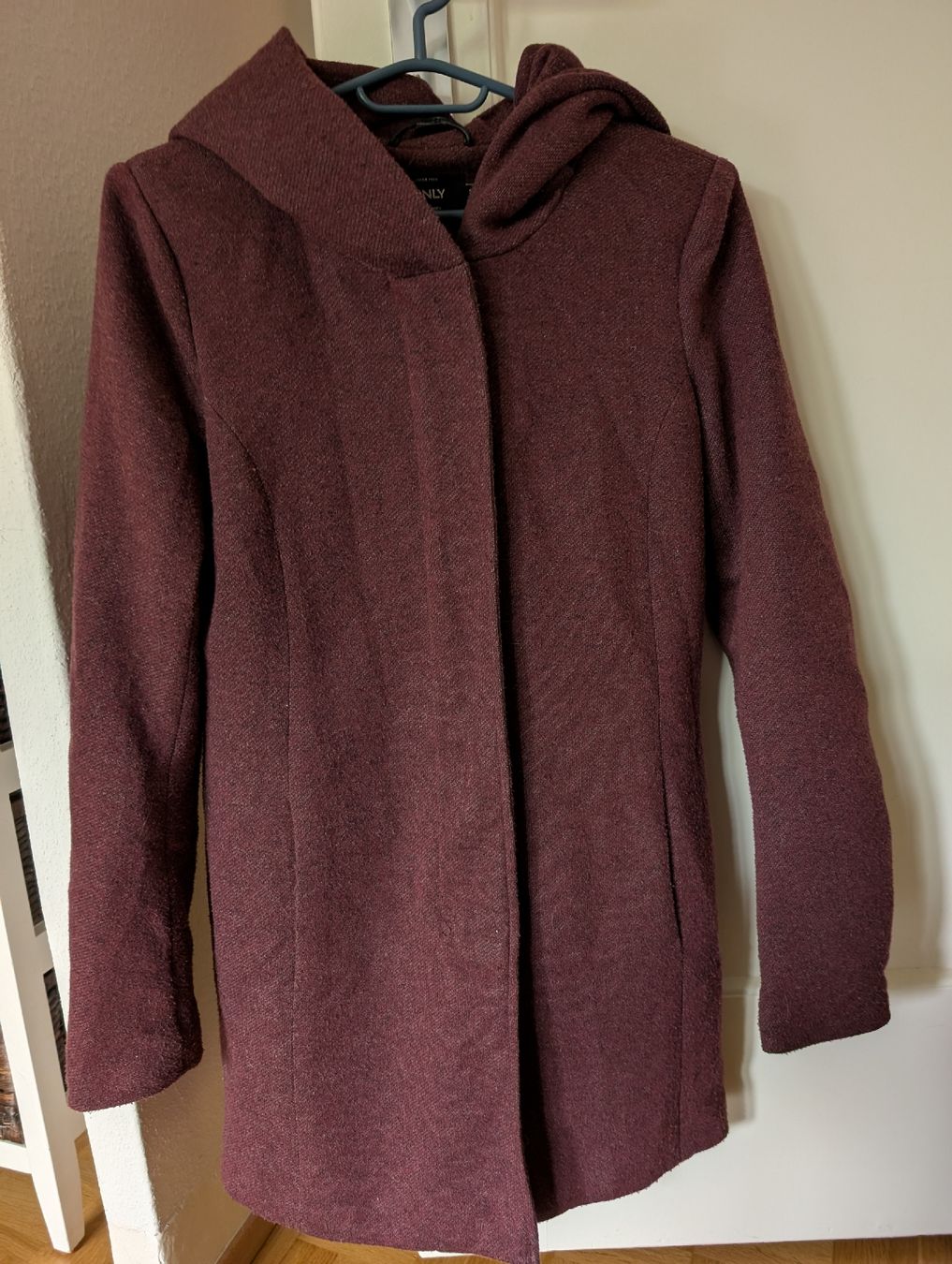 Only Mäntel: Manteau bordeaux – Neu (gemäss Beschreibung) aus LAUSANNE von ste_y9z8