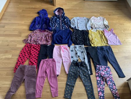 Kinderkleiderpaket Mädchen Grösse 98/104