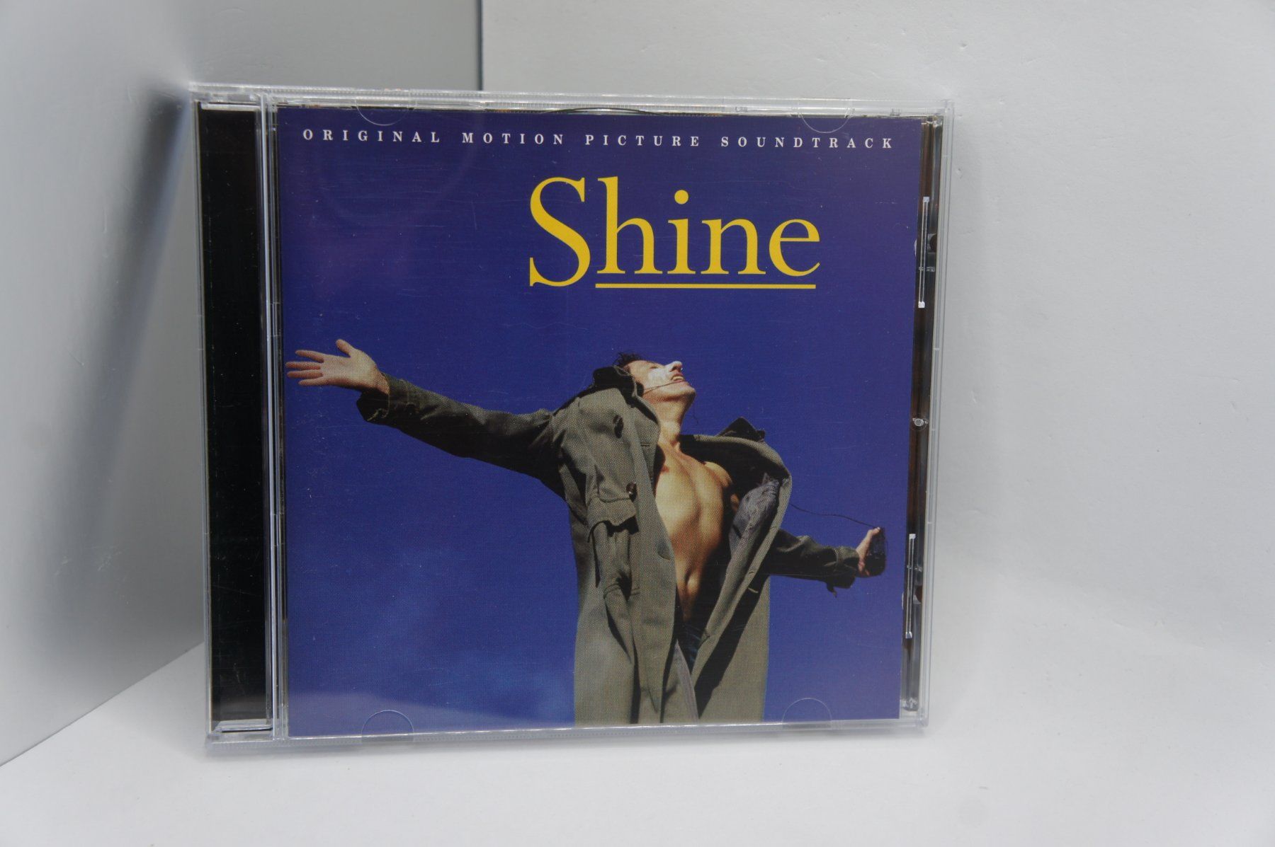 CD: CD Shine Soundtrack – Usato da Ernetschwil venduto da luisvonerni