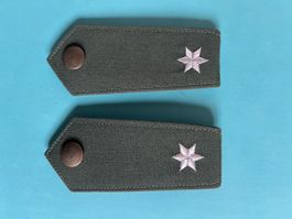 Schulterschlaufen der deutschen Polizei