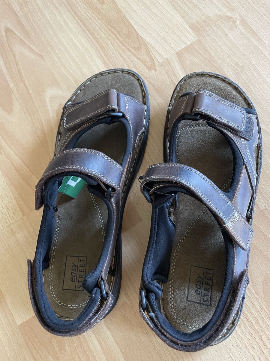 Herrenschuhe: Pantoletten Easy Street – Neu und originalverpackt aus Belp von ElaEla1