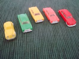 5 Modellautos - Plastik - Groschen Autos