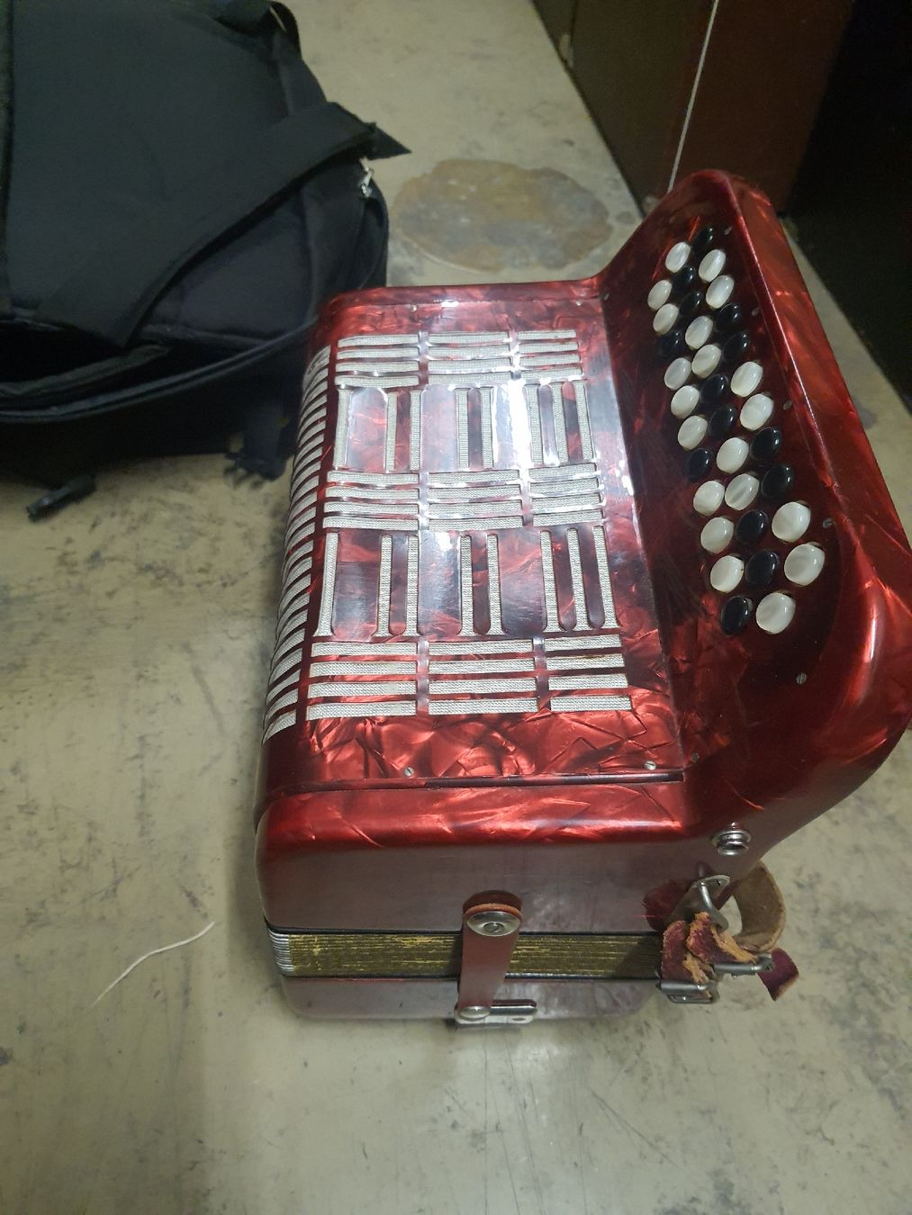 Hohner Strumenti musicali: accordéon chromatique hohner  – Usato da Pont-de-la-Morge venduto da Mirabelle0 5