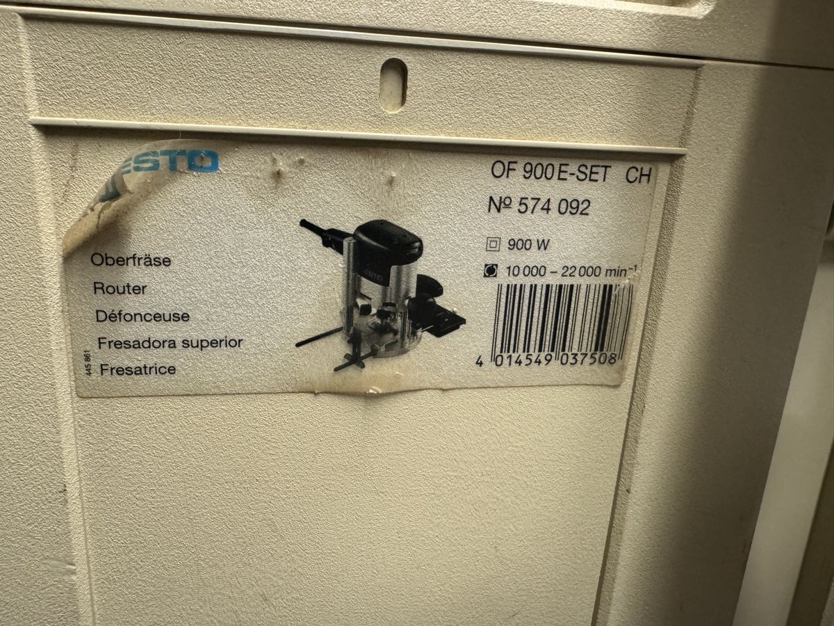 Festo Tutte le macchine: Fraiseuse Festo OF 900 E-Set CH – Usato da Brügg BE venduto da Goob 9