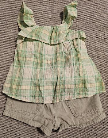 Sommerliches Set von Zara: Top und Shorts, Gr.86