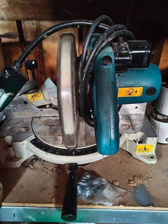 Seghe: Gute Kappsäge von Makita – Usato da Stein am Rhein venduto da har_pw2m 1