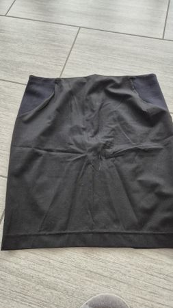 2 gonne benetton taglia I 44