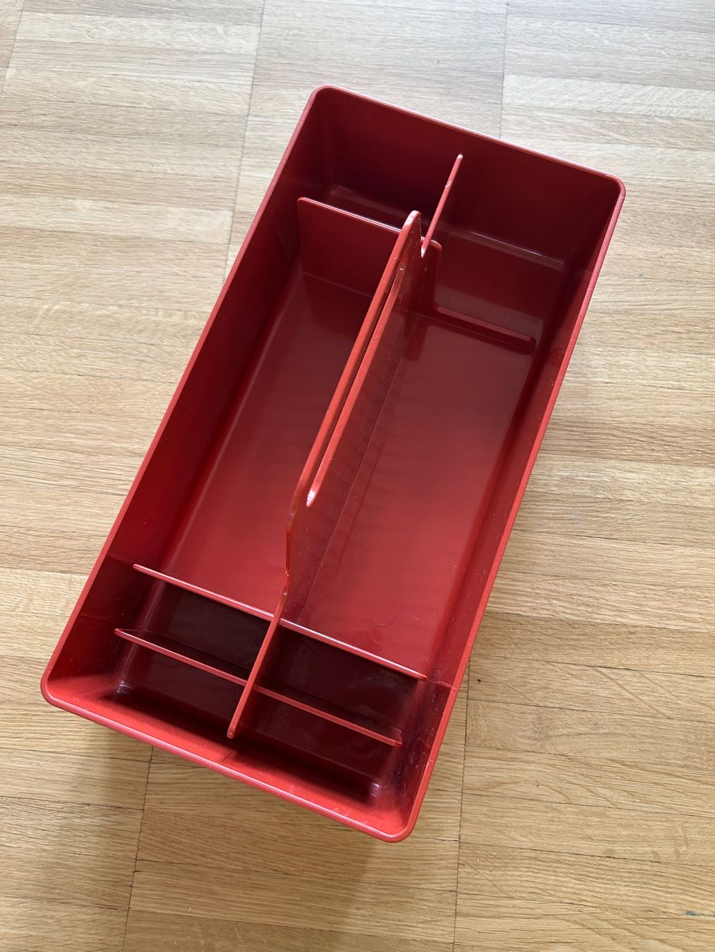 Contenitori & Simili: rangement vitra rouge – Nuovo e nell'imballaggio originale da Delémont venduto da nounvince 2