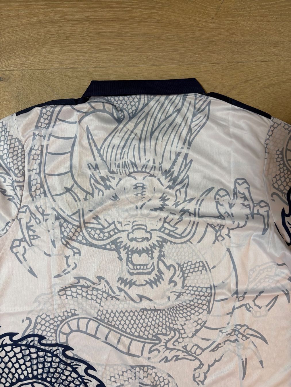 Real Madrid Canottiere & Pantaloni: Real Madrid special Edition Trainingshirt Weiss – Nuovo (secondo la descrizione) da Au SG venduto da hal_k95b 3