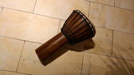 Kleines schönes Djembe zu verkaufen