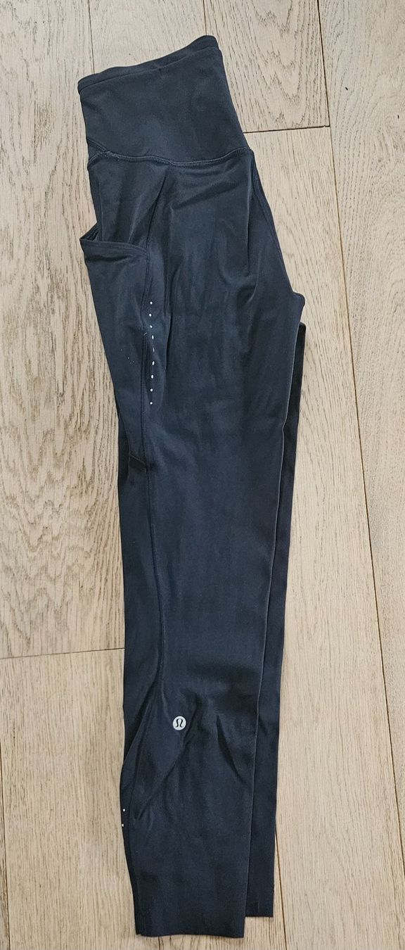 Lululemon Leggings: LULULEMON FAST AND FREE TIGHTS – Nuovo (secondo la descrizione) da Roggwil BE venduto da kuerbiskuchen 1