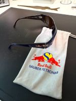 Sonnenbrille Red Bull Sauber Petronas dunkel neuwertig