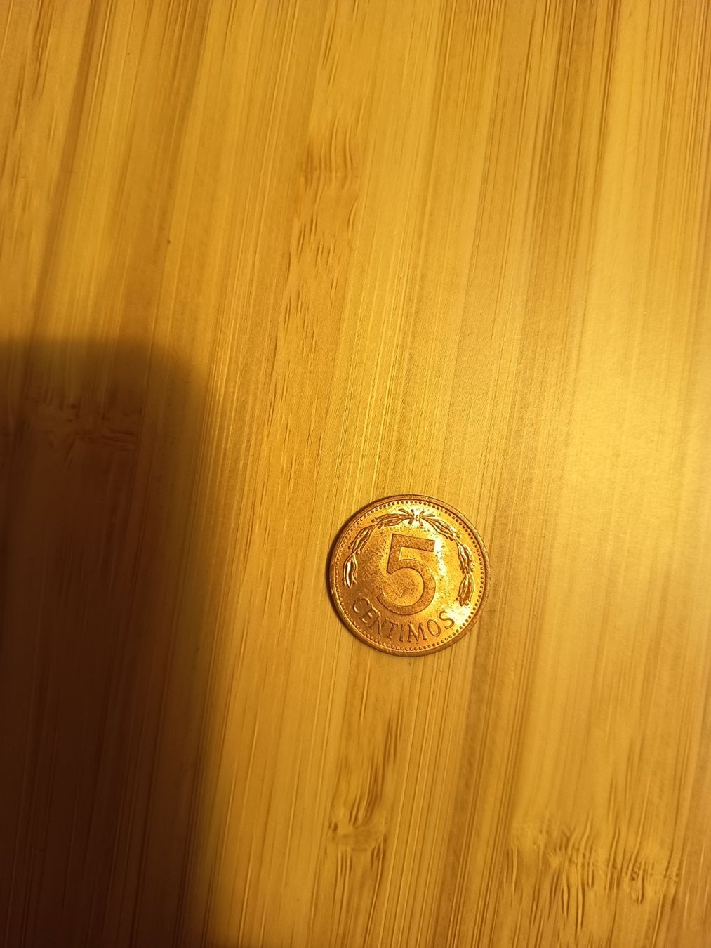Tutti le monete: 5 centimos 1977 venezuela   nr 284 – Usato da Wattwil venduto da LuckyLegoandCoins 1