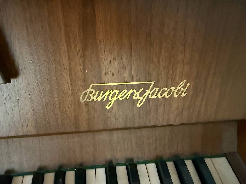 Musikinstrumente: Burger & Jacobi Klavier zu verkaufen – Gebraucht aus Rothenburg von Pilatus_6023 3
