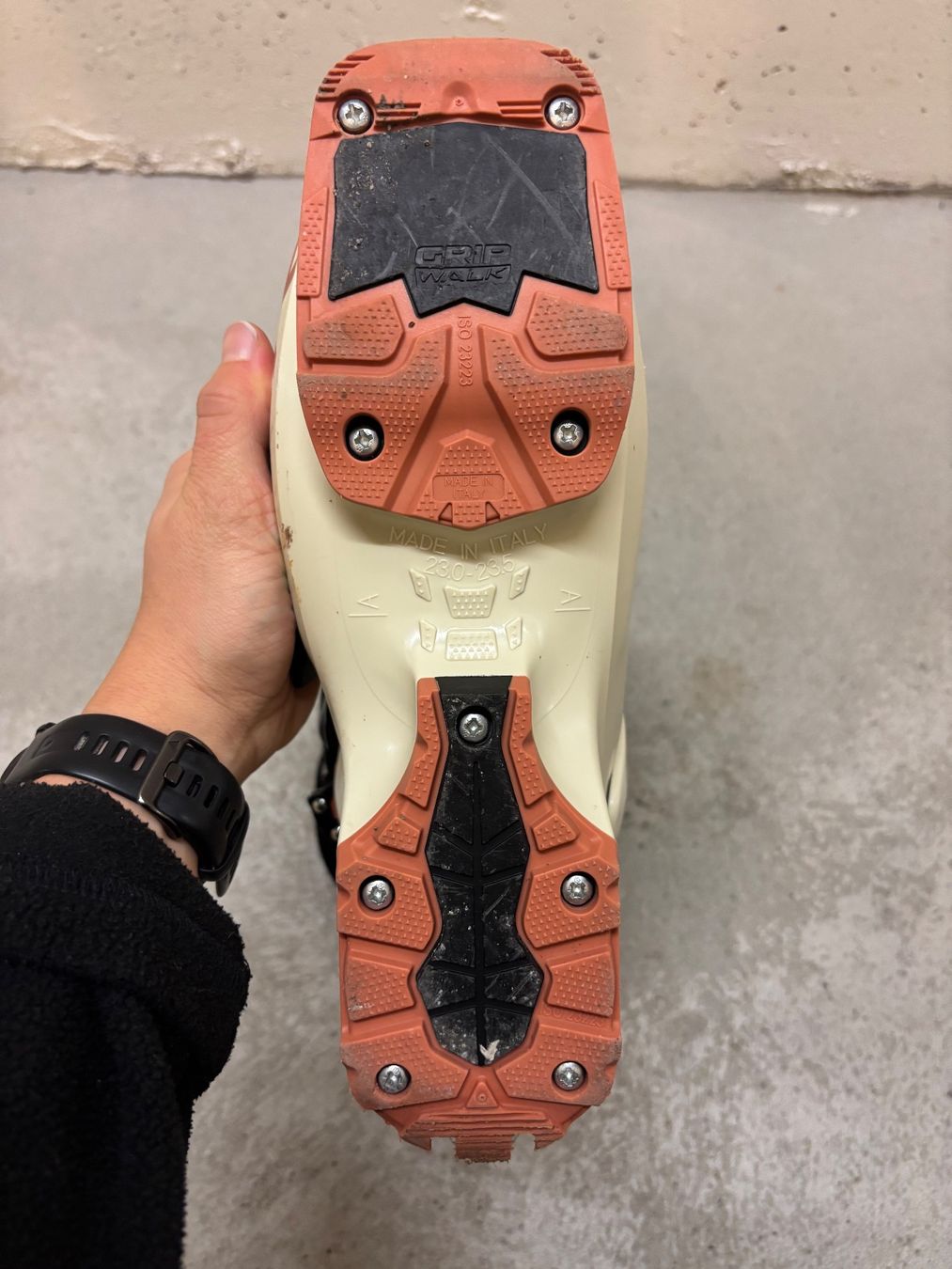 Fischer Scarpe da donna: Fischer Ranger R115 Freeride 23.5 – Usato da Chur venduto da eli_9xkz 5